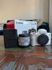 Canon EOS M50 White EF-M 15-45